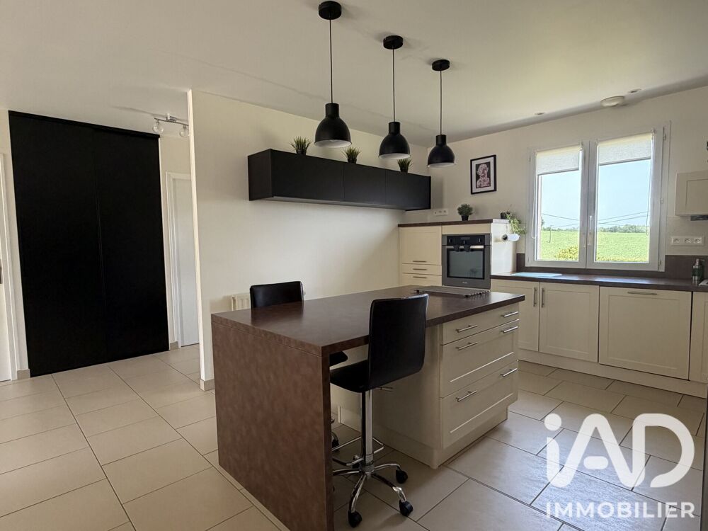 Vente Maison Vente Maison de campagne 5 pièces Saint-paul-en-gâtine