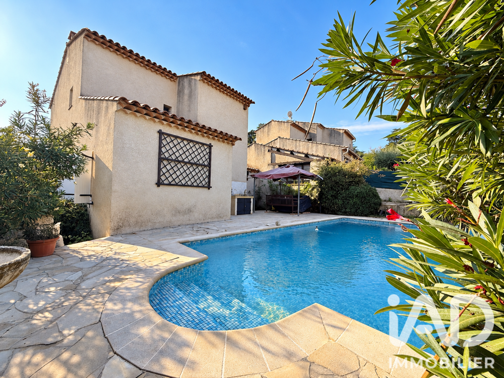 à vendre  Maison Cagnes-sur-Mer (06800)