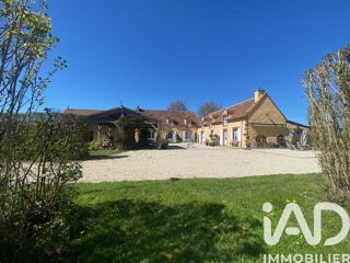  Maison à vendre 10 pièces 240 m²