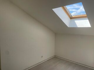  Appartement à louer 3 pièces 58 m²