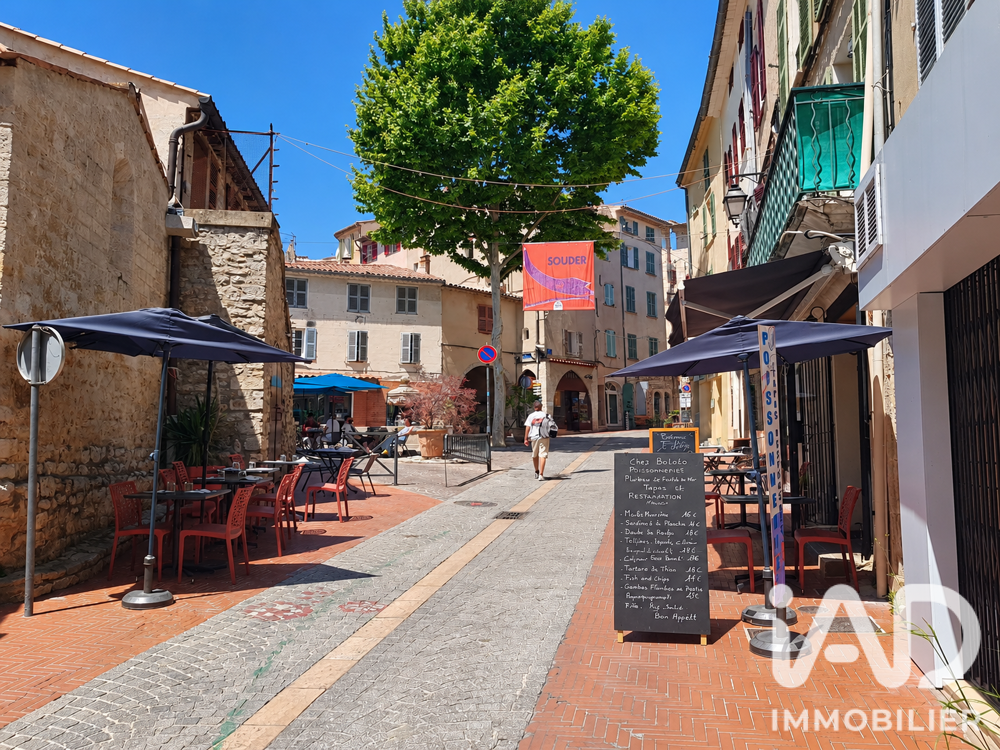   Vente Local commercial 66 m&sup2; 