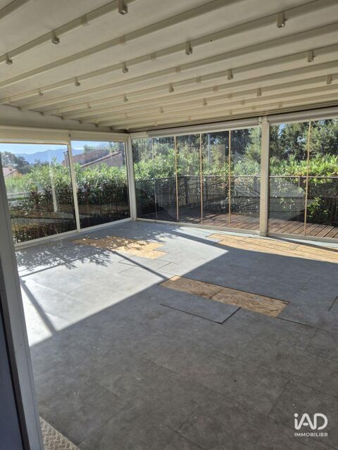   Location Restauration rapide 135 m&sup2; 