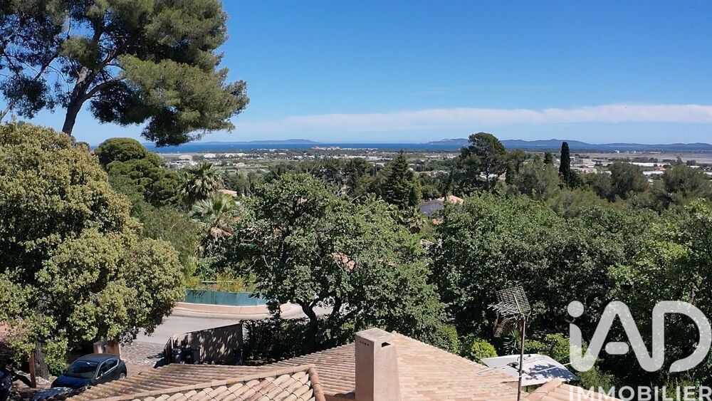� vendre  Maison Hy�res (83400)