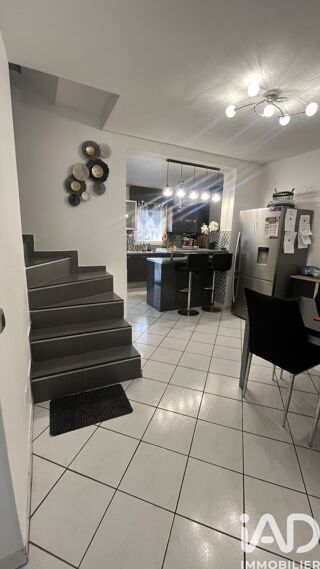  Maison à vendre 8 pièces 196 m²