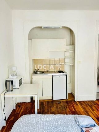  Appartement à louer 1 pièce 18 m²