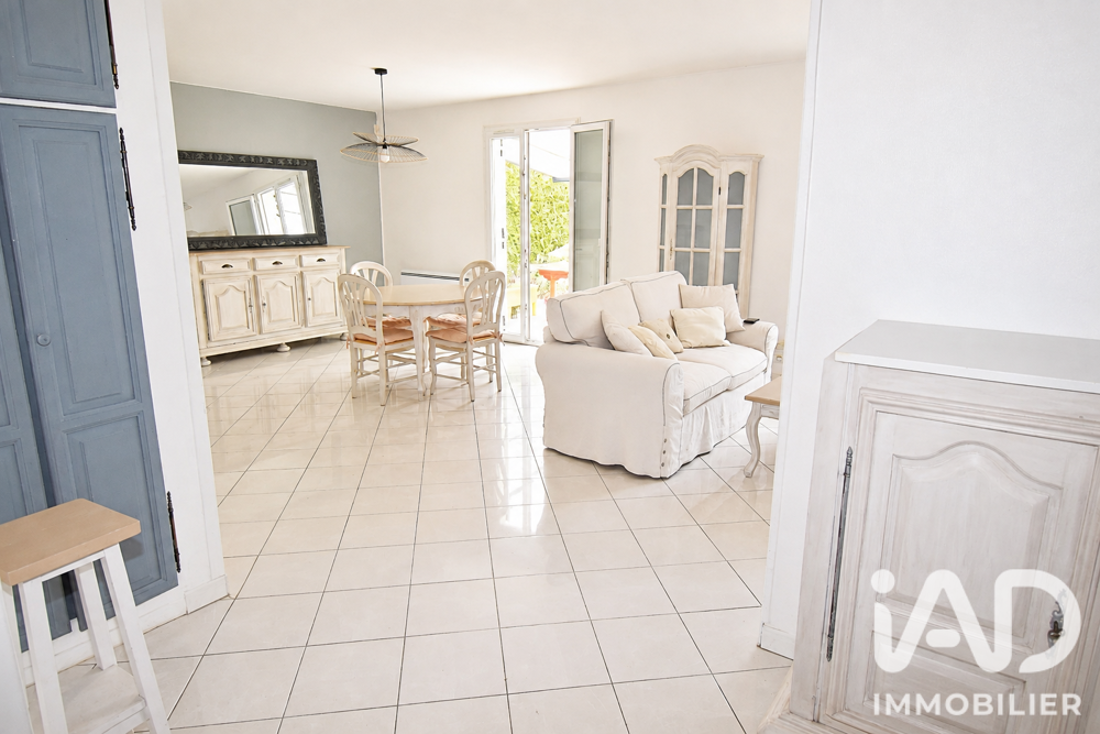 Vente Maison Vente Maison/villa 5 pièces Verneuil-l'Étang