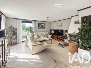  Maison à vendre 10 pièces 180 m²