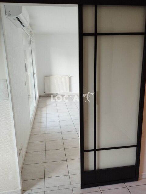   Location Appartement Appartement - 4 pièce(s) - 90 m²