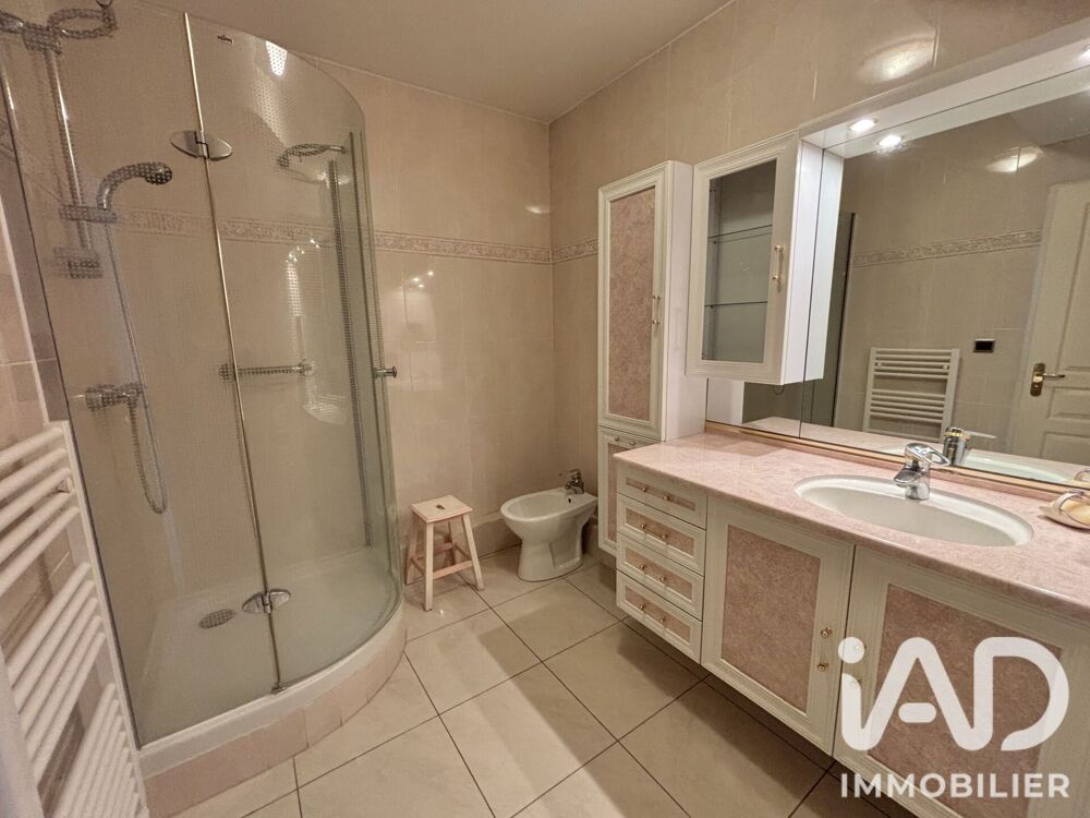 à vendre  Appartement Hyères (83400)