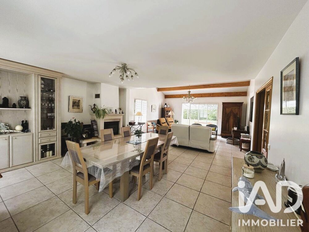 vente Maison - 6 pièce(s) - 165 m² Périgny (17180)