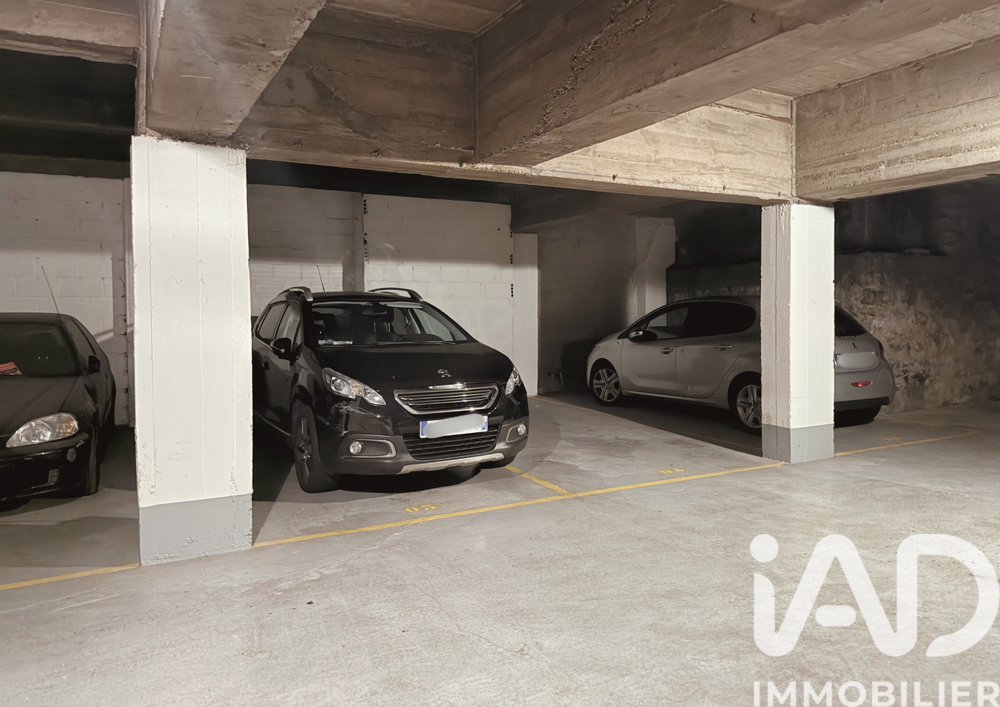 Vente Parking/Garage Vente Parking 14 m&sup2; Paris 9
