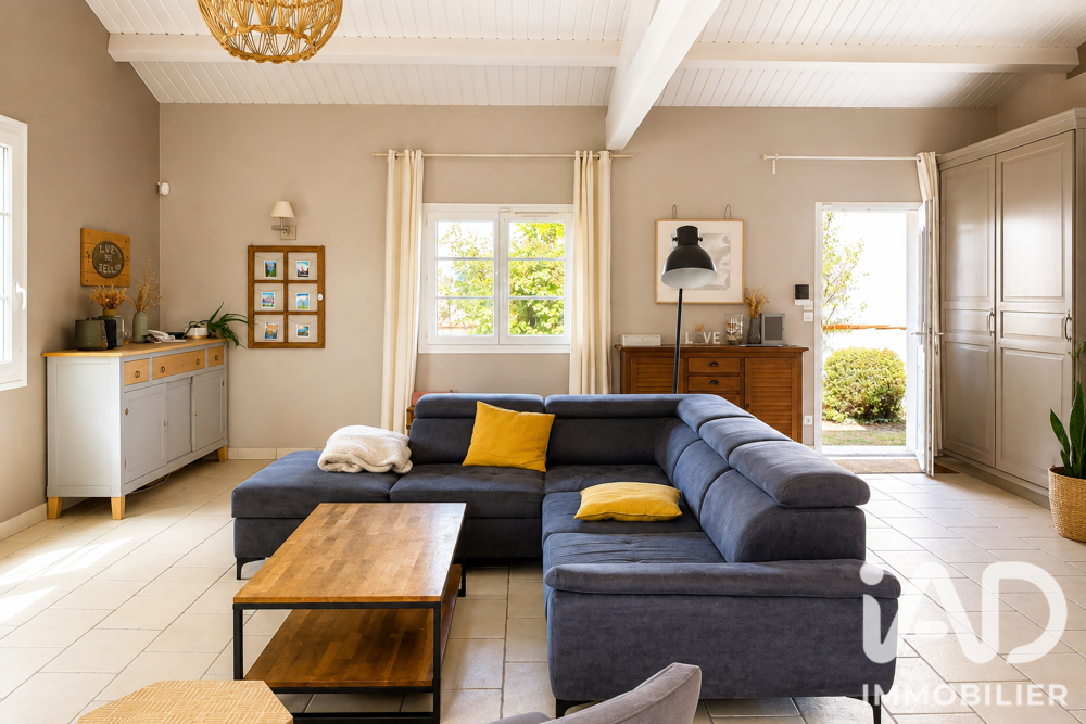 Vente Maison Vente Maison traditionnelle 6 pièces Saint-vivien