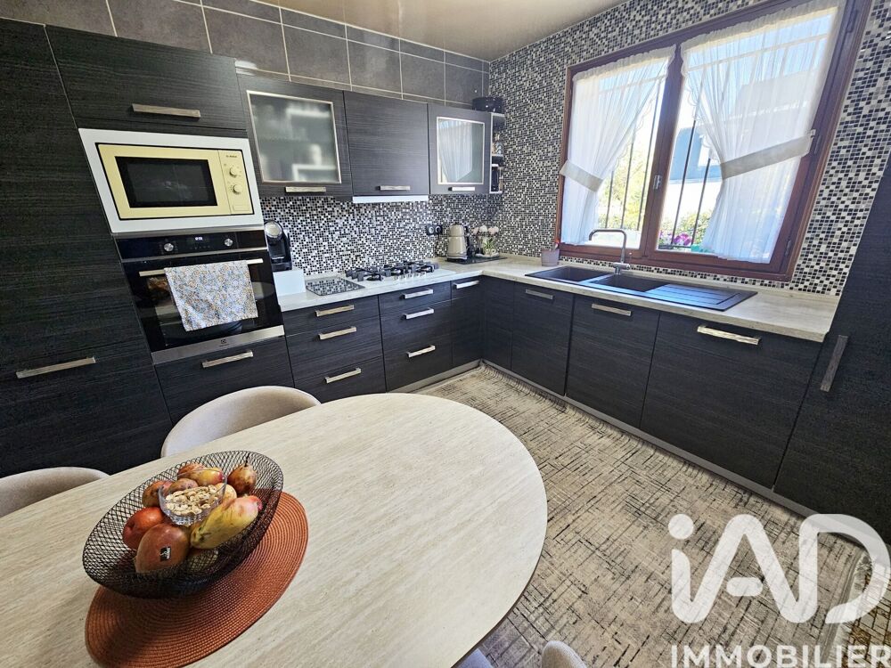 vente Maison - 6 pièce(s) - 143 m² Le Blanc-Mesnil (93150)