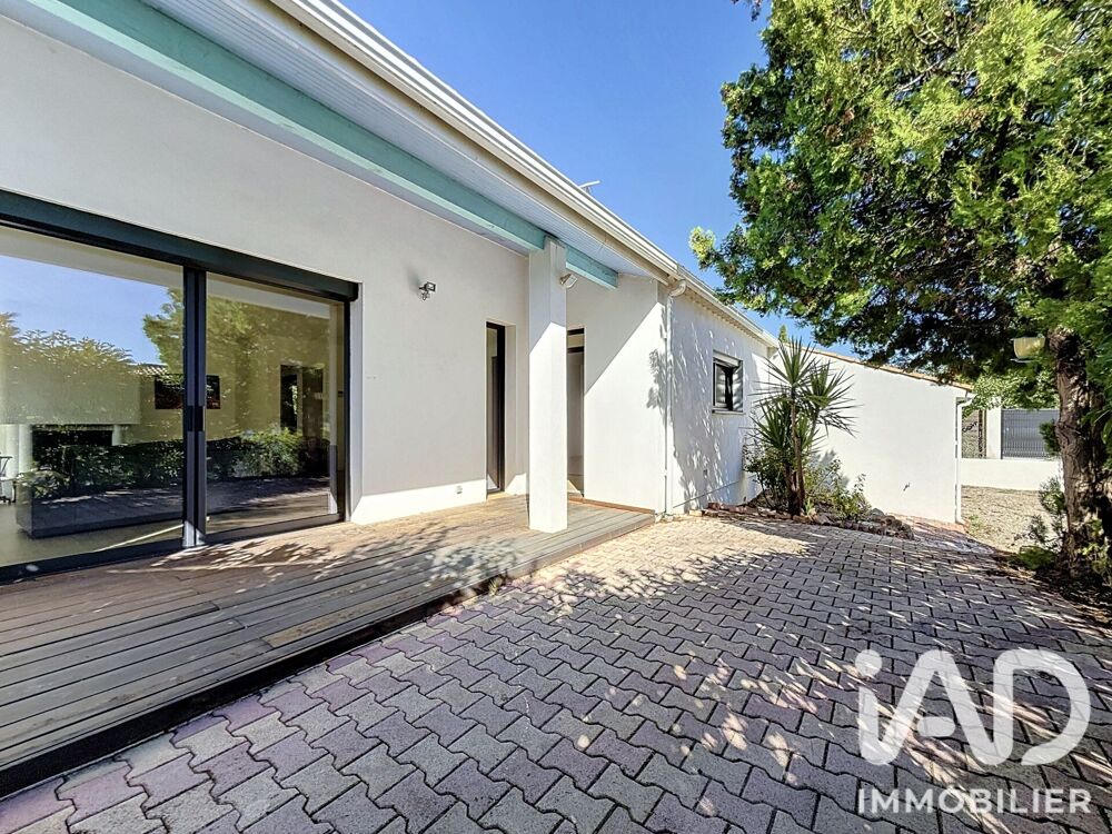 Vente Maison Vente Maison/villa 4 pièces Saint-geniès-de-fontedit