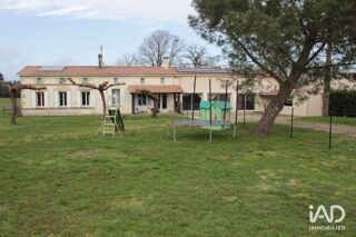  Maison à vendre 8 pièces 226 m²