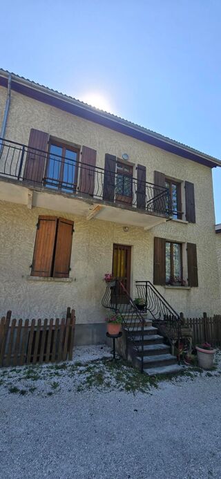  Appartement à louer 3 pièces 59 m²
