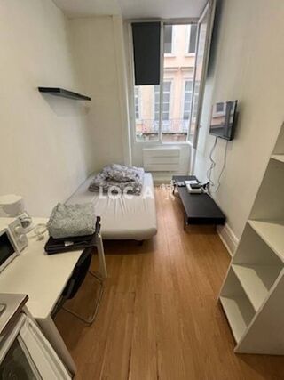  Appartement à louer 1 pièce 18 m²