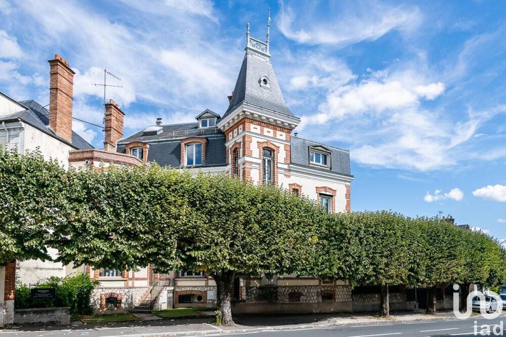  Vente Bureaux 370 m&sup2; Fontainebleau