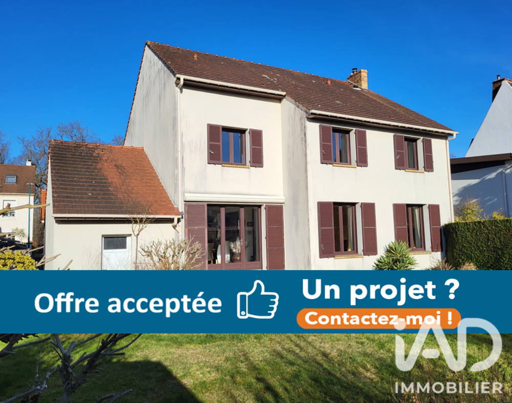 Maison 8 pièces 180 m² · à Jouy-en-Josas · 180 m² · 839 900 €