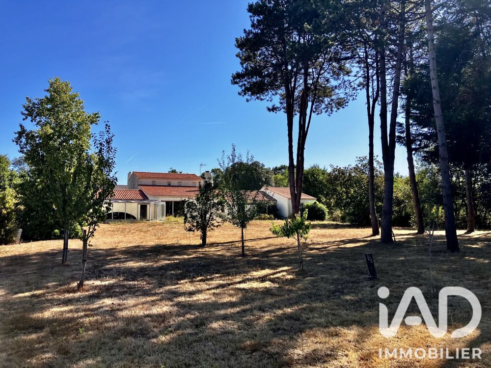 Vente Maison Vente Maison/villa 11 pièces Mareuil-sur-lay-dissais