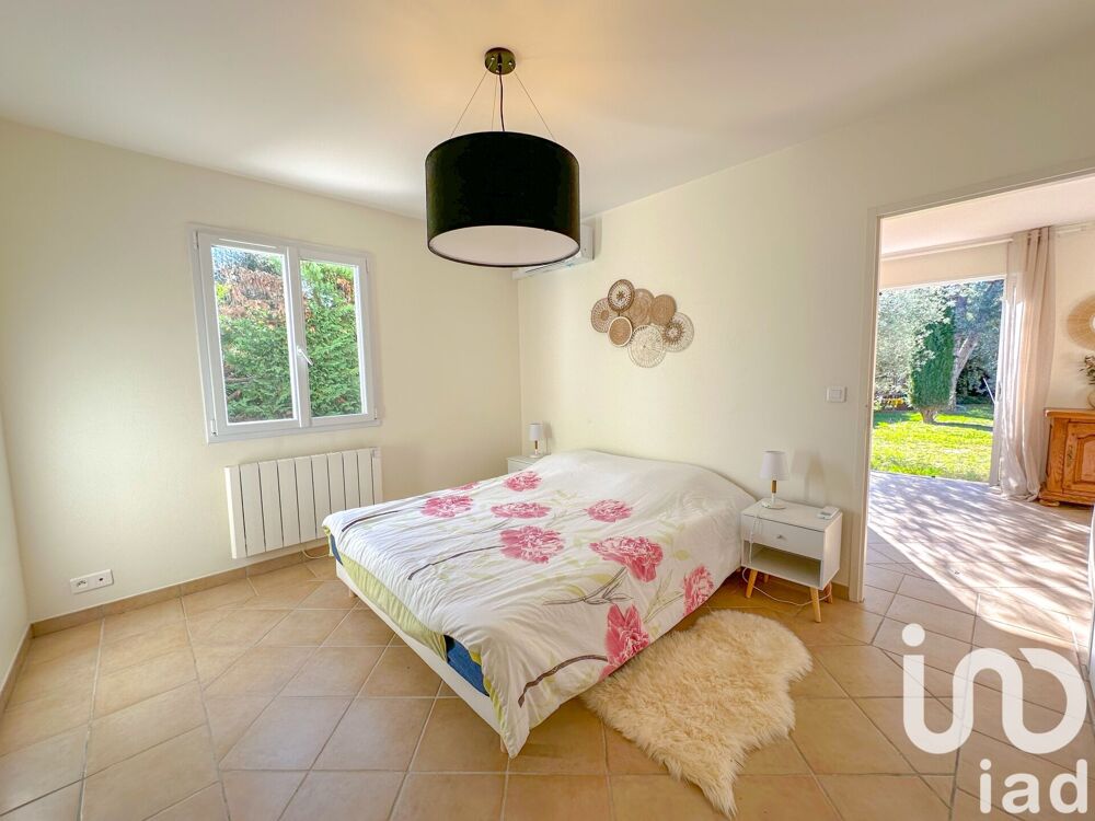 à vendre  Maison Roquebrune-sur-Argens (83520)