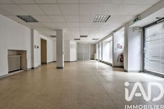  Immeuble à vendre 307 m²