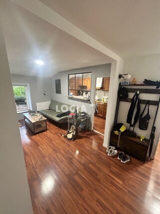  Appartement à louer 3 pièces 60 m²