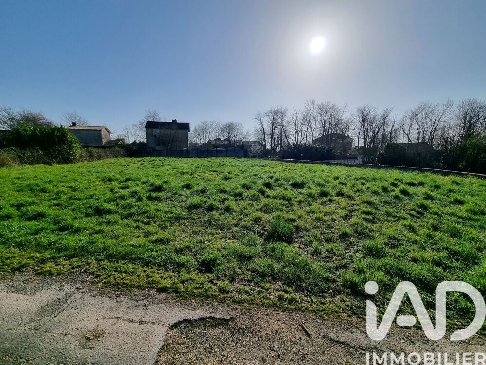 Vente Terrain Vente Terrain à bâtir 1 020 m&sup2; Villefagnan