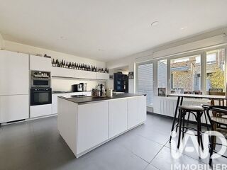  Immeuble à vendre 375 m²