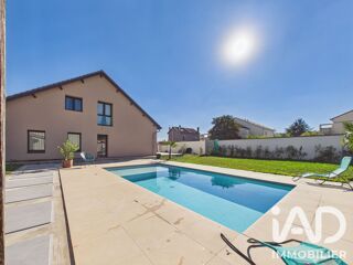  Maison à vendre 10 pièces 340 m²