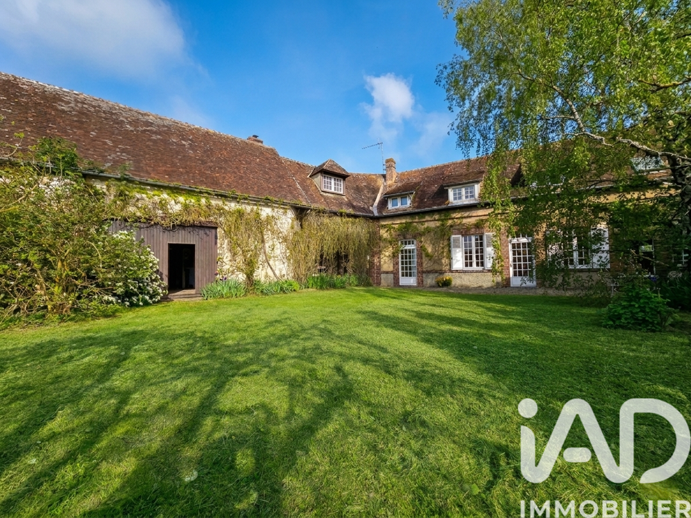 Maison 7 pièces 160 m² · à Saint-Piat · 160 m² · 416 000 €