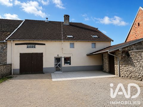   Vente Maison de village 5 pièces Maison - 5 pièce(s) - 183 m²