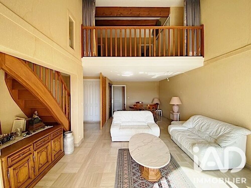 à vendre  Appartement Fréjus (83600)
