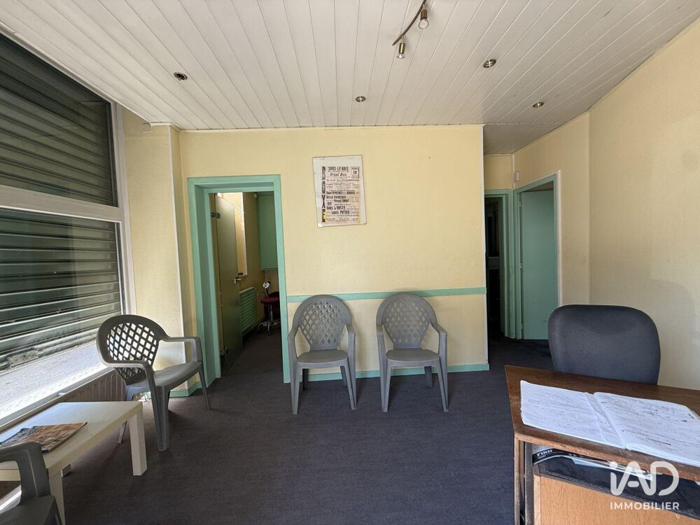   Location Surface diverse 180 m&sup2; 