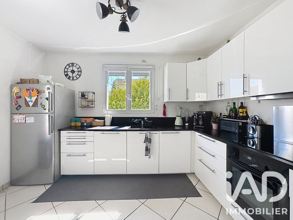 Vente Maison Vente Maison/villa 4 pièces Le mesnil-le-roi