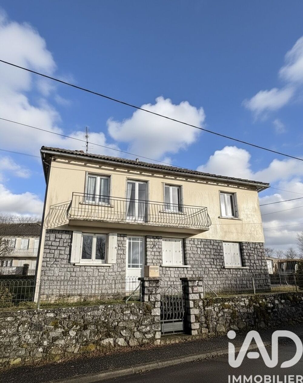 Vente Maison Vente Maison/villa 5 pièces Pierrefort