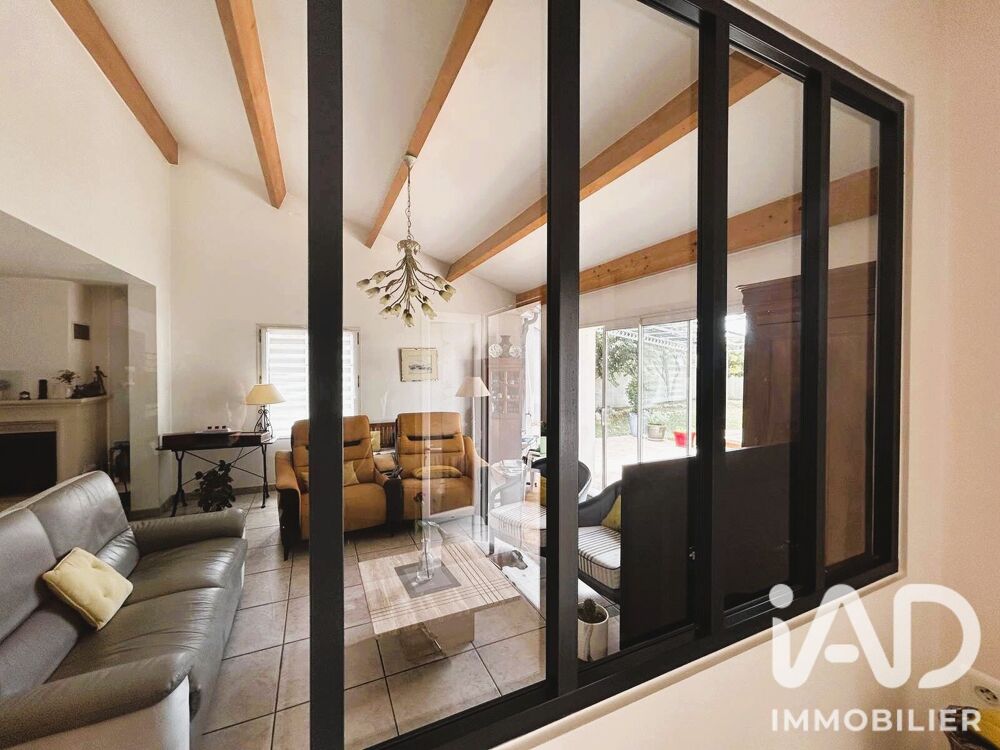 vente Maison - 6 pièce(s) - 165 m² Périgny (17180)
