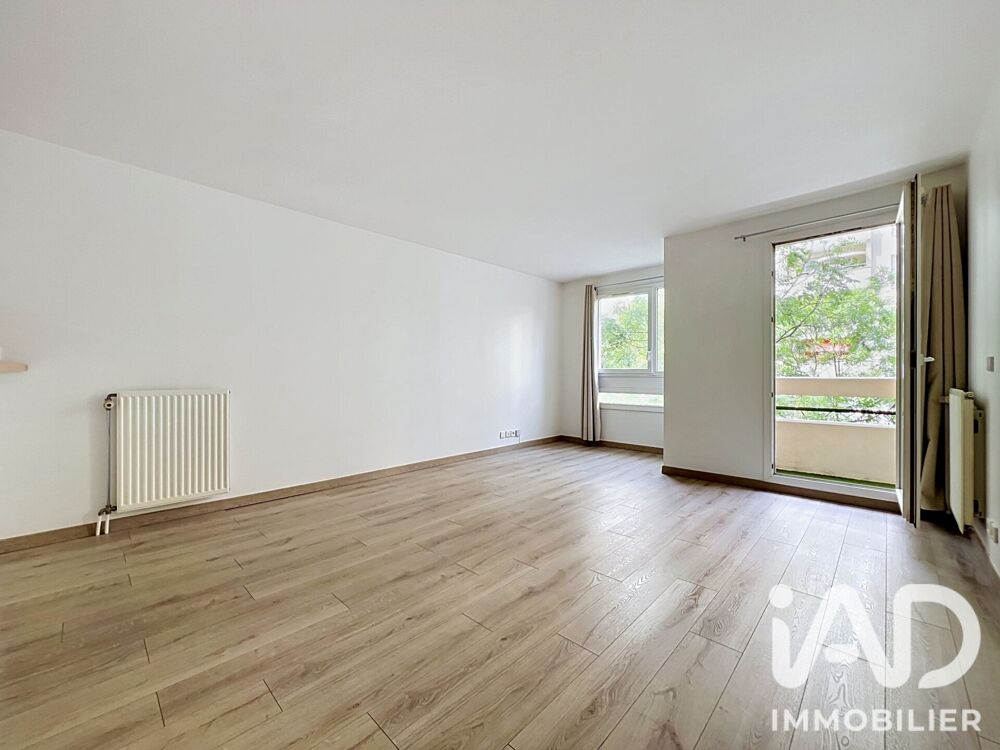 vente Appartement - 2 pièce(s) - 45 m² Courbevoie (92400)