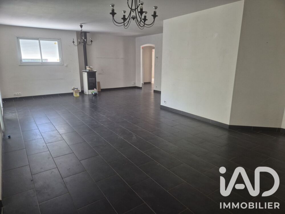 Vente Maison Vente Maison traditionnelle 5 pièces Saint-julien-des-landes