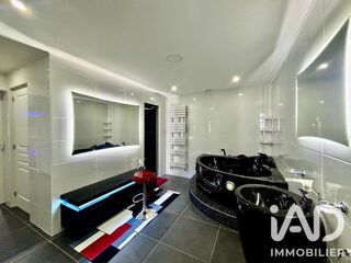  Maison à vendre 5 pièces 201 m²