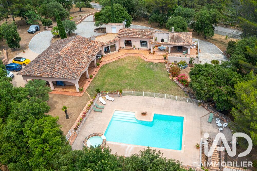 à vendre  Maison Roquebrune-sur-Argens (83520)
