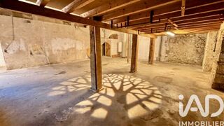  Parking / Garage à vendre 107 m²