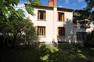  Maison à vendre 10 pièces 251 m²