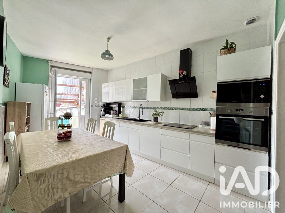 Vente Maison Vente Maison/villa 7 pièces La chapelle du genêt (beaupréau en mauges)