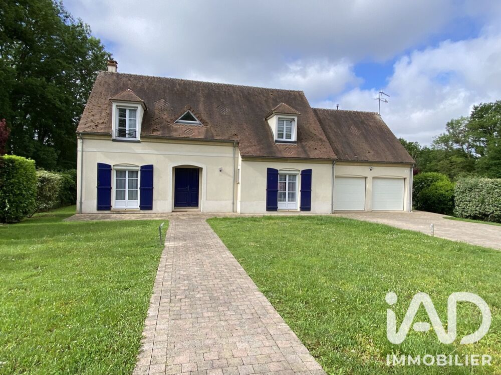 Vente Maison Vente Maison traditionnelle 8 pièces Crécy-la-chapelle