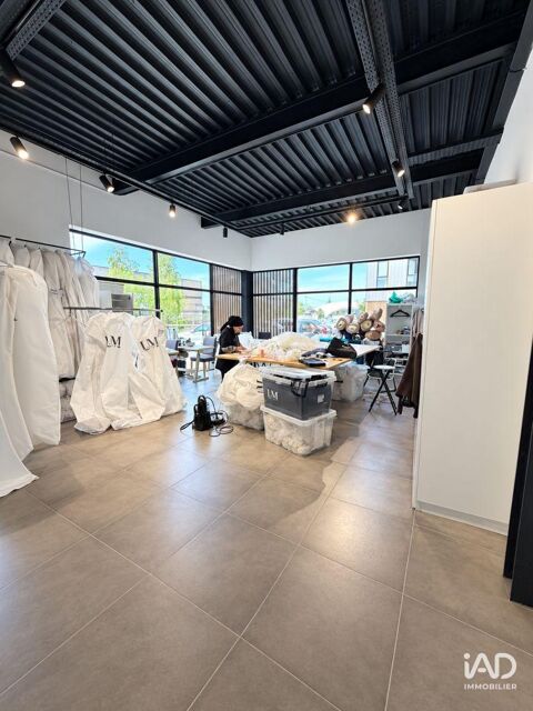   Location Boutique/Local commercial 140 m&sup2; 