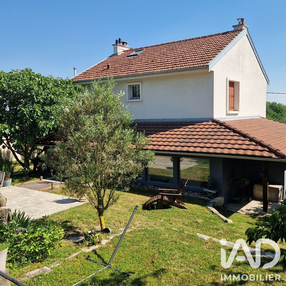 Vente Maison Vente Maison de village 7 pièces Saint-amand-sur-fion