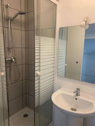  Appartement à louer 1 pièce 20 m²
