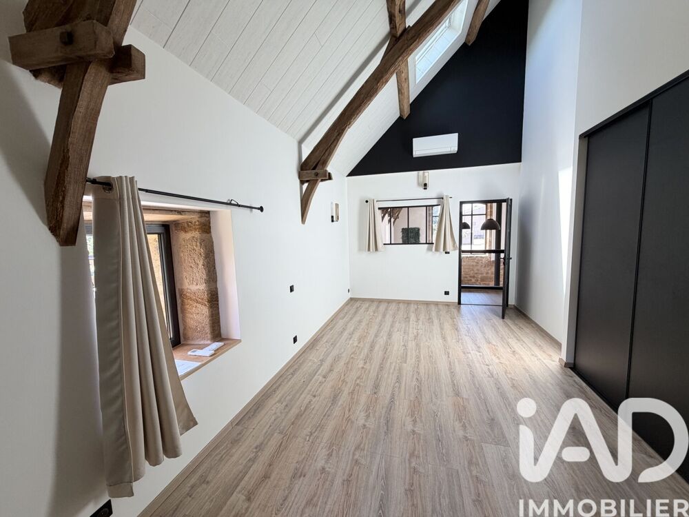 à vendre  Maison Lacapelle-Marival (46120)
