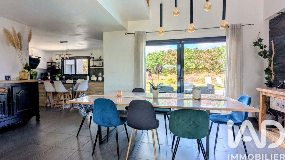 Maison 8 pièces 156 m² · à Mercurol · 156 m² · 448 000 €